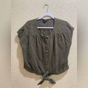a.n.a Dark Green Button-Down Shirt